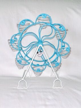 Wire Egg Cup Basket Ferris Wheel Easter Marble Egg Display